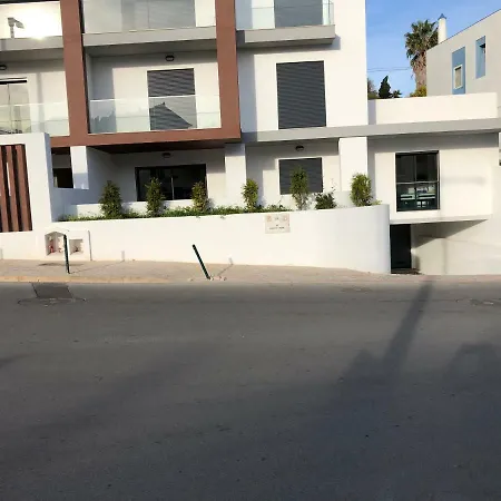 Rera Deluxe *