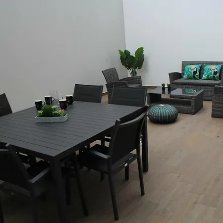 Rera Deluxe אלבור